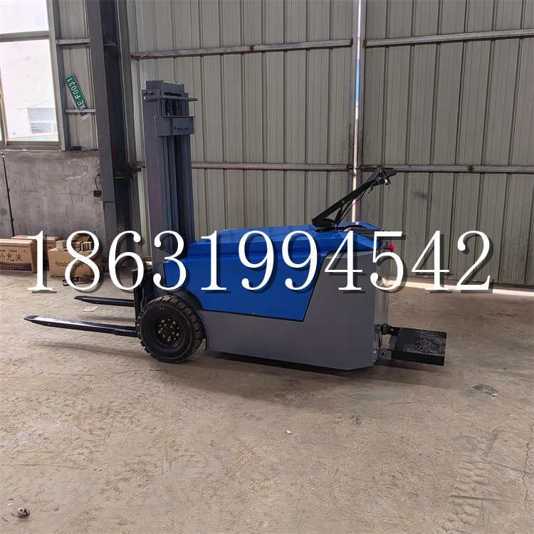 大安市全电动叉车插腿式堆高车液压装卸车1.5吨升高小型站驾式铲车